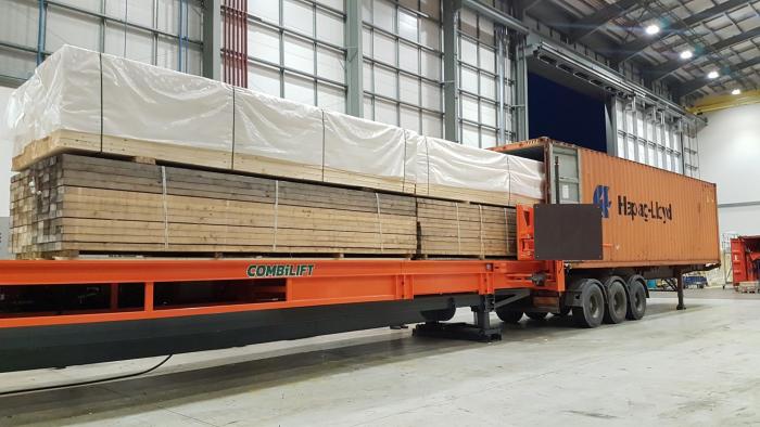  Combilift Slip-Sheet Loads Containers Safely & Efficiently