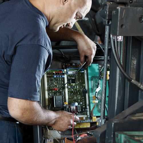 Forklift Maintenance 