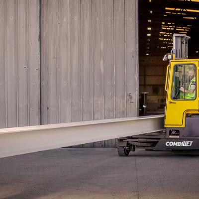 Safer Long Load Handling With Combilift Working Indoor & Outdoor 